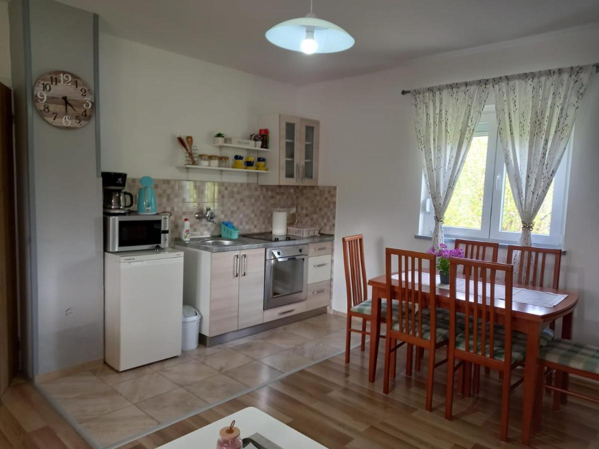 Apartment Rosie Смолянаць Екстер'єр фото
